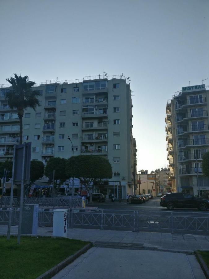 Hawaii Royal Gardens 2 Apartment Limassol Bagian luar foto